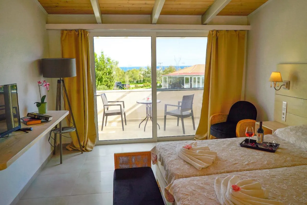 Pacifae Hotel Kateleios