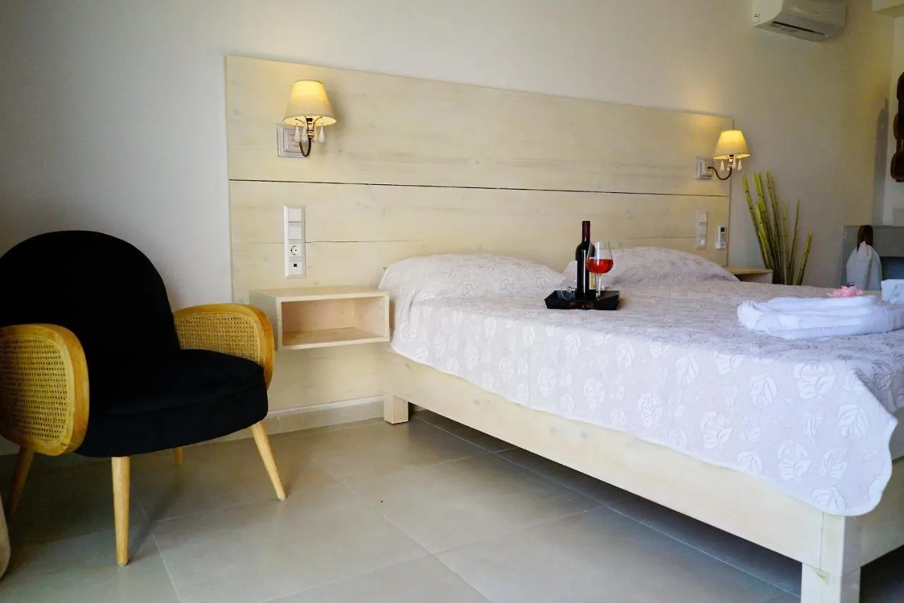 Pacifae Hotel Κατελειός Bed and Breakfast